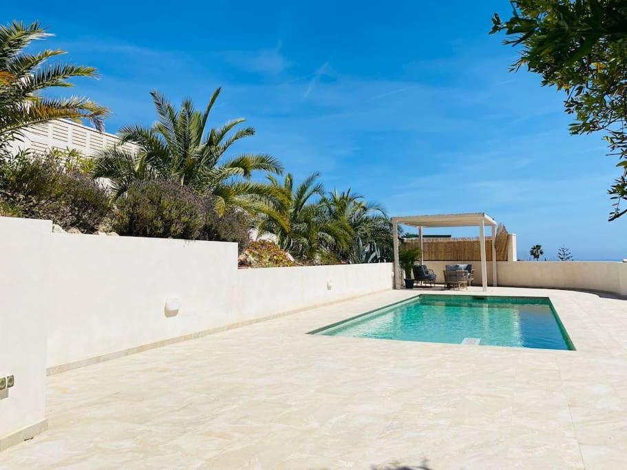 Villa With Private Pool And Close To The Beach Κάλπε Εξωτερικό φωτογραφία