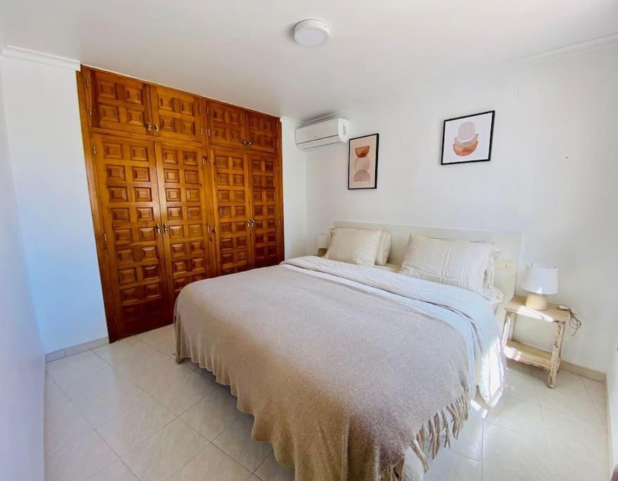 Villa With Private Pool And Close To The Beach Κάλπε Εξωτερικό φωτογραφία