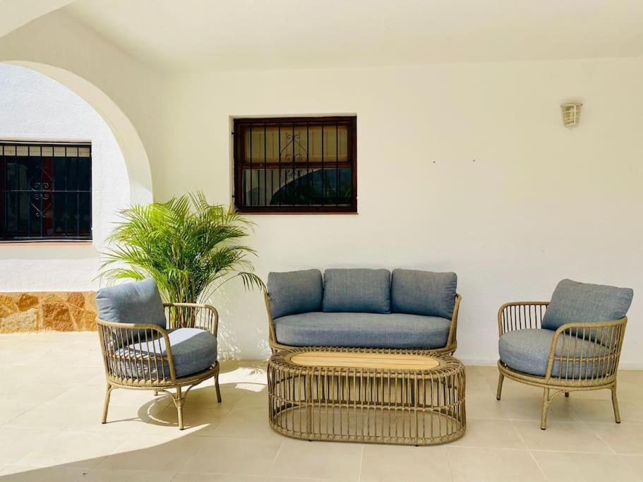 Villa With Private Pool And Close To The Beach Κάλπε Εξωτερικό φωτογραφία